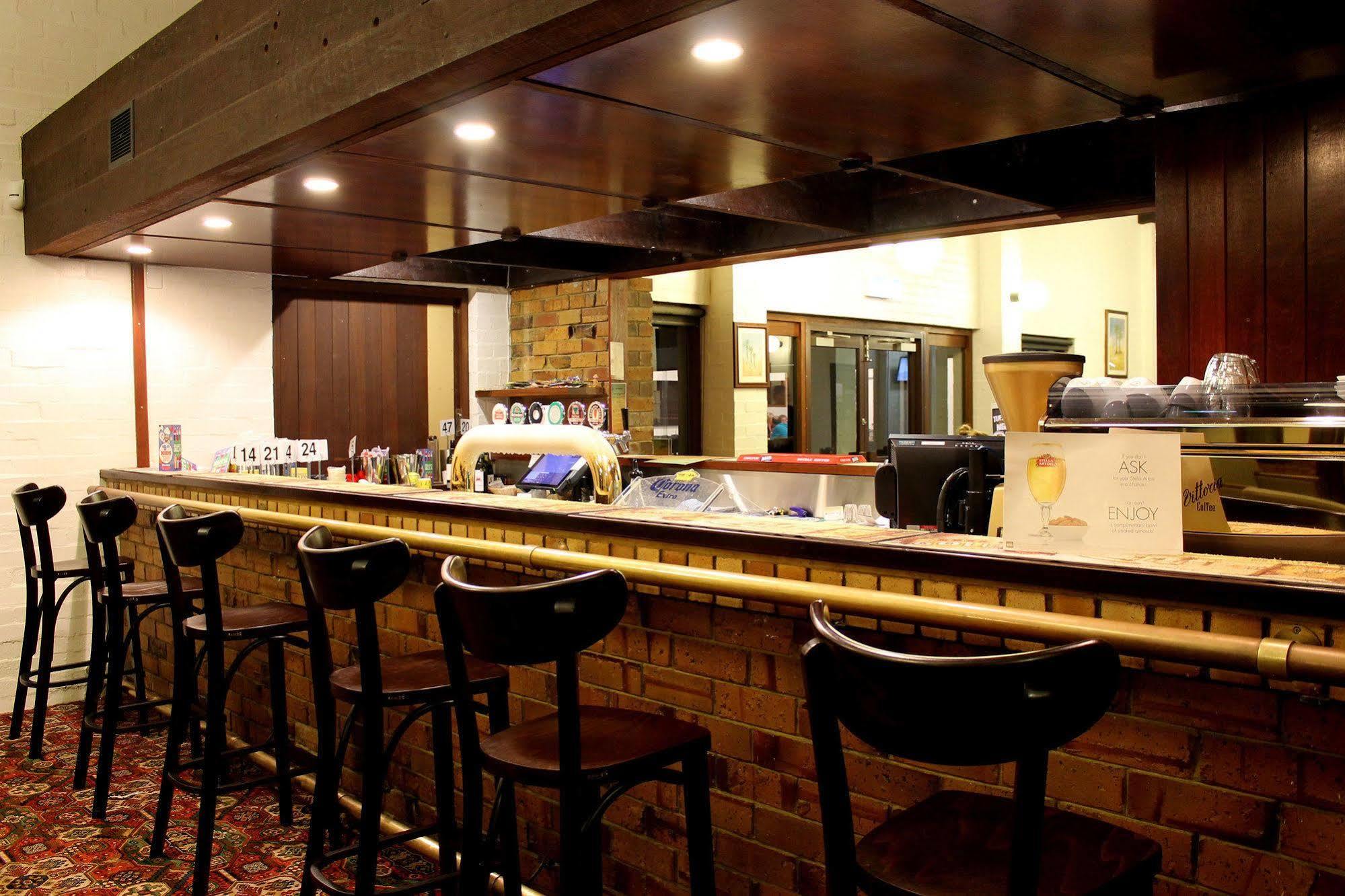 Nightcap At Wintersun Hotel Geraldton Exteriör bild